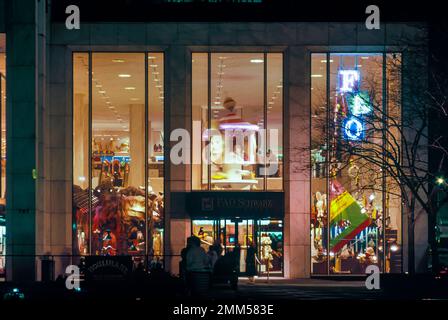 1987 STORICO FAO SCHWARZ TOY STORE FIFTH AVENUE MANHATTAN NEW YORK CITY USA Foto Stock