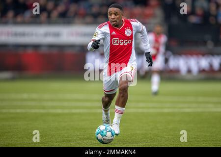 ROTTERDAM, PAESI BASSI - GENNAIO 29: Steven Bergwijn di Ajax durante la partita olandese di Eredivie tra Excelsior Rotterdam e Ajax allo stadio Van Donge & De Roo il 29 Gennaio 2022 a Rotterdam, Paesi Bassi (Foto di Peter van der Klooster/Alamy Live News) Foto Stock