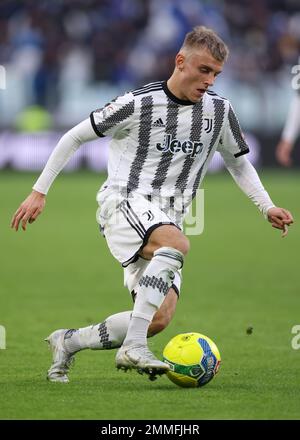 Torino, 27th novembre 2022. Gabriele Mulazzi della Juventus durante la partita di Serie C allo Stadio Allianz di Torino. L'immagine di credito dovrebbe essere: Jonathan Moskrop / Sportimage Foto Stock