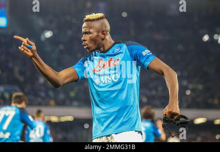 Napoli, Campania, Italia. 29th Jan, 2023. In occasione della Serie A Football Match SSC Napoli vs FC Roma il 29 gennaio 2023 allo Stadio Diego Armando Maradona di Napoli.in Foto: Victor Osimhen di SSC Napoli (Credit Image: © Fabio Sasso/ZUMA Press Wire) SOLO USO EDITORIALE! Non per USO commerciale! Credit: ZUMA Press, Inc./Alamy Live News Foto Stock