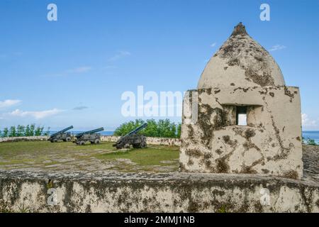 Storico Forte spagnolo Nuestra Senora de la Soledad, noto anche come Forte Soledad, costruito nel 1800s vicino a Umatac Beach, Guam Island, territorio degli Stati Uniti, Pacifico centrale. Foto Stock