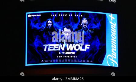 Los Angeles, California, USA 27th Gennaio 2023 Una visione generale dell'atmosfera di Teen Wolf The Movie Billboard il 27 Gennaio 2023 a Los Angeles, California, USA. Foto di Barry King/Alamy Stock Photo Foto Stock