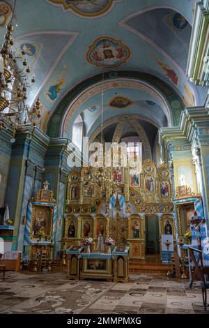 Chiesa della Santa Assunzione, 1755, ex chiesa-monastero Trynitarskyi nella città di Zbarazh, Oblast di Ternopil o provincia, situato nella regione storica della Galizia Foto Stock