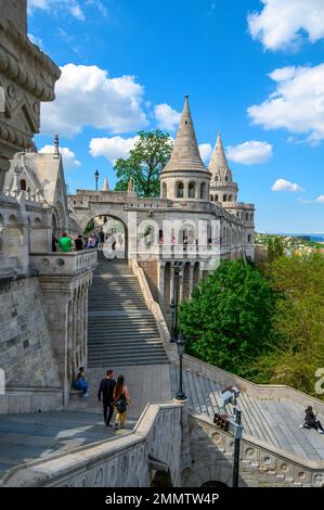 Budapest, Ungheria. Bastione dei pescatori nel cuore del quartiere del Castello di Buda. Foto Stock