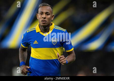 Buenos Aires, Argentina. 29th Jan, 2023. Oscar Romero di Boca Juniors guarda durante una partita tra Boca e Atletico Tucuman come parte di Liga Profesional 2023 all'Estadio Alberto J. Armando.(punteggio finale; Boca 1:0 Atletico Tucuman). Credit: SOPA Images Limited/Alamy Live News Foto Stock