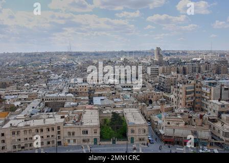 Vista sul centro della città vecchia di Aleppo in Siria prima della guerra contro Iside Foto Stock