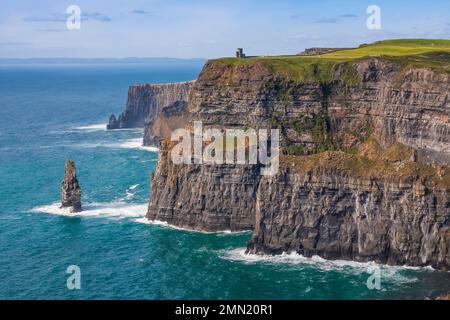 Irlanda, Cliff of Moher. Queste scogliere appartengono alla più alta d'Europa. Foto Stock