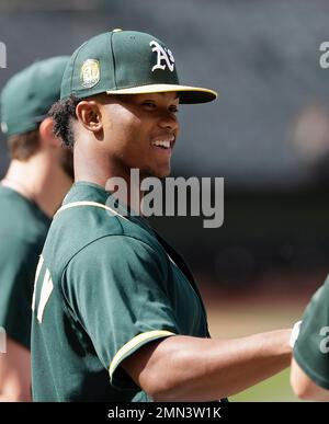 Oakland Athletics draft pick Kyler Murray before a baseball game between  the Athletics and the Los Angeles Angels in Oakland, Calif., Friday, June  15, 2018. (AP Photo/Jeff Chiu Stock Photo - Alamy