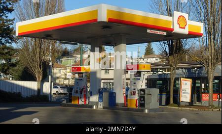 Gennaio 29 2023 - Stazione di servizio Shell a Vancouver, British Columbia Canada Foto Stock