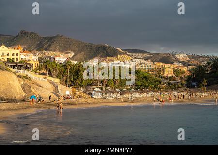 Strand Playa del Duque, Costa Adeje, tenero, Kanarische Inseln, Spanien | Playa del Duque Beach, Costa Adeje, Tenerife, Isole Canarie, Spa Foto Stock