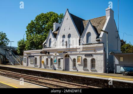 Queenborough Stazione ferroviaria, Main Road, Queenborough, Kent, Inghilterra Foto Stock