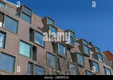 Nuovi mattoni da costruzione, Postgewerbehof, strada principale, Schoeneberg, Tempelhof-Schoeneberg, Berlino, Germania Foto Stock