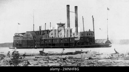 USS Red Rover (1862-1865). Con una chiatta di ghiaccio legata al suo lato del porto sui fiumi occidentali durante la guerra civile Foto Stock