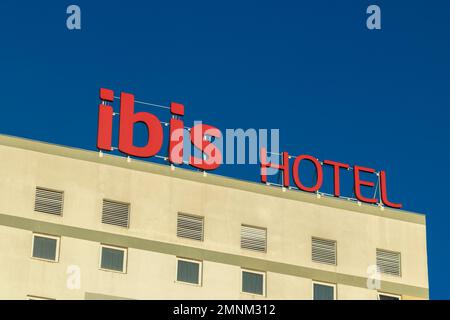 Marilia, Sao Paulo, Brasile, 24 ottobre 2022: Catene alberghiere europee Ibis, questo hotel è situato nella città di Marilia, Stato di Sao Paulo, Brasile Foto Stock