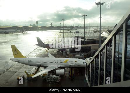 Aereo della Royal Brunei Airlines a HKIA, Hong Kong. Foto Stock