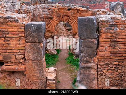 Bagni nelle rovine romane di Tiddis, Nord Africa, BNI Hamden, Algeria Foto Stock