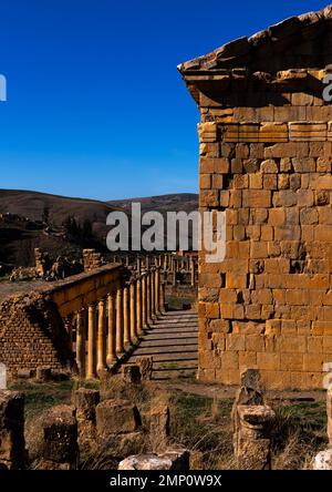 Il Tempio Severiano nelle rovine romane, Nord Africa, Djemila, Algeria Foto Stock