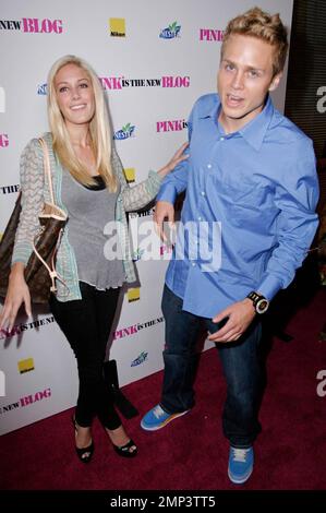 Spencer Pratt e Heidi Montag posa per le foto. Heidi e Spencer sono usciti dalla loro auto posta per le foto, sono tornati nella loro auto e sono partiti senza entrare nella Nestea e Nikon celebrare il rilancio di Trent Vanegas 'PinkIsTheNewBlog.com al S Bar di Hollywood, CA. 6/11/08. Foto Stock