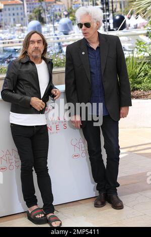 Jim Jarmusch e Iggy Pop alla fotocellula 'Gimmie Danger' tenutasi al Palais des Festivals et des Congrès di Cannes nel corso del Festival Internazionale del Cinema di Cannes 69th a Cannes. 19th maggio, 2016. Foto Stock