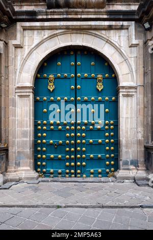 Basilica e Convento di la Merced, porta d'ingresso, Cusco, Perù Foto Stock