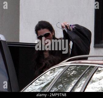 Esclusiva!! Negozi di Angie Harmon su Melrose Avenue a Los Angeles, California. 1/25/06 Foto Stock