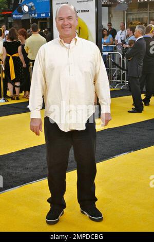 Larry Miller partecipa alla prima "Black & Yellow" di Los Angeles del "Bee Movie" di Dreamworks Animation a Westwood, California 10/28/07. Tutti . Foto Stock