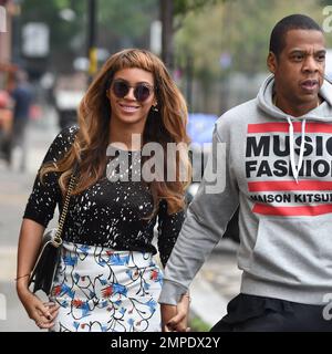 Beyonce & Jay-Z, visto a Londra che guarda diverse gallerie d'arte e scultura, Londra, Regno Unito, 15th ottobre 2014. Foto Stock