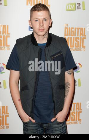 Il Professor Green appare al BT Digital Music Awards 2010 tenutosi presso la Camden Roundhouse di Camden, Londra, Regno Unito. 09/30/2010. Foto Stock