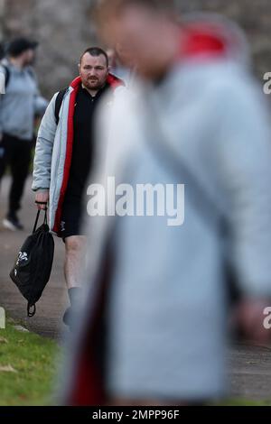 Cardiff, Regno Unito. 31st Jan, 2023. Ken Owens of Wales arriva per la sessione di rugby del Galles, vale of Glamorgan martedì 31st gennaio 2023. La squadra si sta preparando per la partita di campionato Guinness Six Nations contro l'Irlanda questa settimana. pic di Andrew Orchard/Andrew Orchard SPORTS photography/Alamy Live News Credit: Andrew Orchard SPORTS photography/Alamy Live News Foto Stock