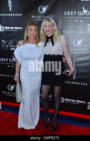 Lea Black e Courtney Love partecipano al Blacks Annual Gala che si tiene a Fontainebleau Miami Beach a Miami Beach, Florida. Ottobre 25, 2014. Foto Stock