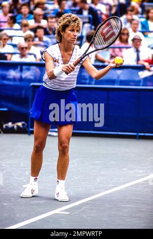 Chris Evert (USA) gareggia negli US Open Tennis 1985. Foto Stock