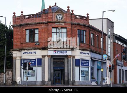 Sede centrale e uffici del Partito Unionista Ulster a est di Belfast. Ulster edificio del partito politico unionista dell'Irlanda del Nord. Foto Stock