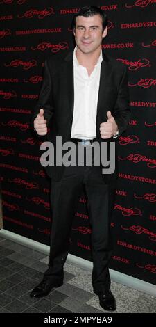 Joe Calzaghe all'apertura del primo negozio britannico per ed Hardy. Westfield Shopping Centre, Londra, Regno Unito. 12/1/09. Foto Stock