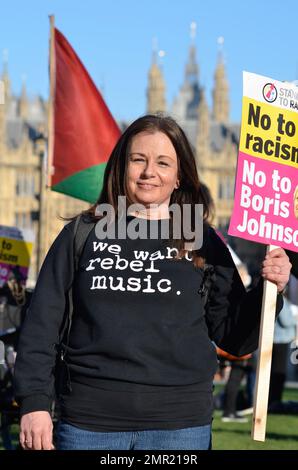 Marzo contro il razzismo ha messo 12.000 in strada a Londra, Glasgow & Cardiff per dire #AllRefugeesWelcome & Fight per un #WorldAgainstRacism Foto Stock