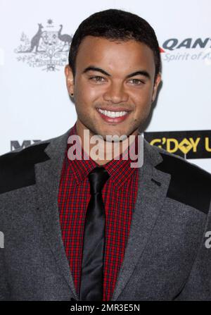 Il vincitore del premio "Australian Idol" Guy Sebastian propone ai fotografi al "G'Day USA 2011" Black Tie Gala tenutosi a Hollywood Palladium, che celebra l'Australia Week e "promuovere tutto ciò che è australiano, in tutti gli Stati Uniti, tra cui business, innovazione, cinema, musica, cultura e ambiente". Los Angeles, California. 01/22/11. Foto Stock