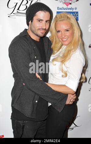 Bridget Marquardt e Nick Carpenter al GBK ospitano una lussuosa Gift Lounge in onore dei Golden Globe Awards 2010. Los Angeles, California. 1/15/10. . Foto Stock