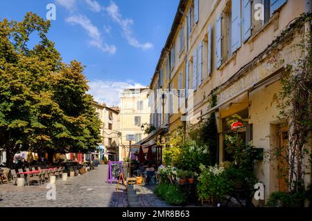 Old Town vicoli, Arles, Provenza-Alpi-Costa Azzurra, Francia, Europa Foto Stock