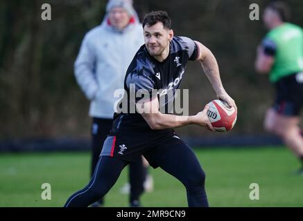 Wales Tomos Williams durante la sessione di allenamento al vale Resort, Hensol, Pontyclun. Data immagine: Martedì 31 gennaio 2023. Foto Stock