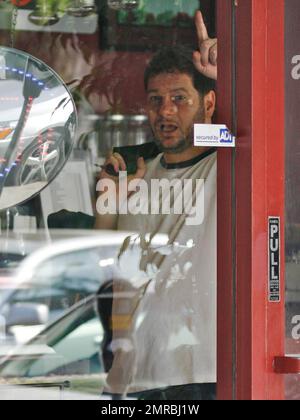 Esclusivo!! Jeffrey Ross e la partner di danza Edyta Sliwinska mangiano un po' di cibo prima di andare alla prova per "Dancing with the Stars" a West Hollywood, California. 9/10/08. Foto Stock