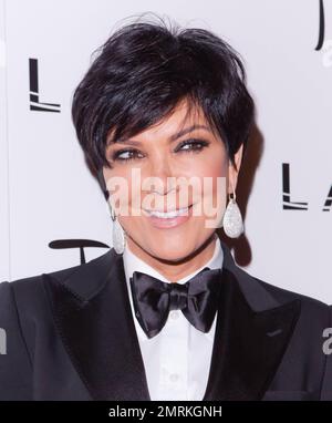 Kris Jenner arriva al TAO Nightclub all'interno del Venetian Hotel & Casino dove sua figlia Kim Kardashian ha ospitato un Capodanno. Las Vegas, Nevada. 31st dicembre 2011. Foto Stock