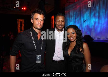 Esclusivo!! Josh Duhamel, Flex Alexander e sua moglie Shanice Wilson frequentano la Celebrazione MJCI di Atlantis che seguì il secondo giorno del torneo di golf Invitational di Michael Jordan Celebrity tenutosi presso il lussuoso e unico campo da golf Ocean Club di Paradise Island. L'organizzazione MJCI porta in un'incredibile gamma di talenti dal mondo dello sport e dell'intrattenimento per competere sul corso e partecipare a vari eventi per beneficenza in questo evento annuale. Nel settimo anno la carità ha raccolto oltre $4 milioni di dollari per diverse cause meritevoli. Più di $500, $000 saranno donati Foto Stock