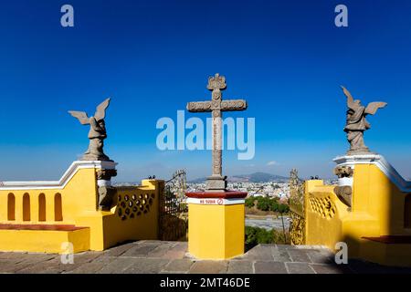 Bella architettura di nostra Signora di Remedies Cholula Sanctuary h Puebla, Messico. Foto Stock