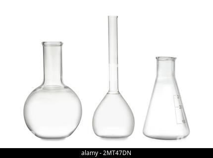 Pulire la vetreria vuota da laboratorio isolata su bianco Foto Stock