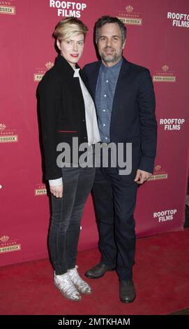 Sunrise Coigney e Mark Ruffalo al “Seymour: An Introduction” Special Screening tenutosi presso la St Barts Cathedral di New York, New York. Marzo 12, 2015. Foto Stock