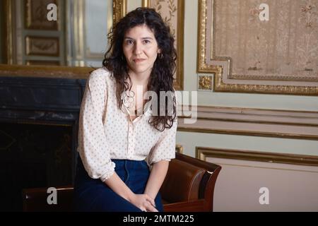 La regista francese Valentina Maurel posa durante la sessione di ritratto alla Casa de America di Madrid in occasione della prima del film 'i Have Electric Dreams'. (Foto di Atilano Garcia / SOPA Images/Sipa USA) Foto Stock