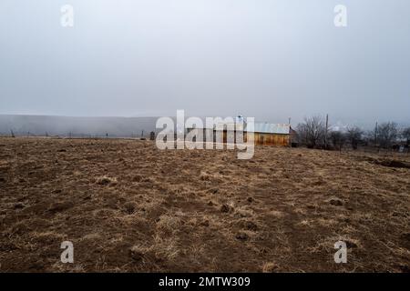 Gilles Bader / le Pictorium - il corridoio Latchine - 31/1/2023 - Armenia / Latchin / Latchin - il corridoio Latchine, l'unica strada che collega l'Armenia al Nagorno-Karabakh, è tagliato fuori, lasciando il Nagorno-Karabakh completamente senza sbocco sul mare e senza rifornimenti... Foto Stock