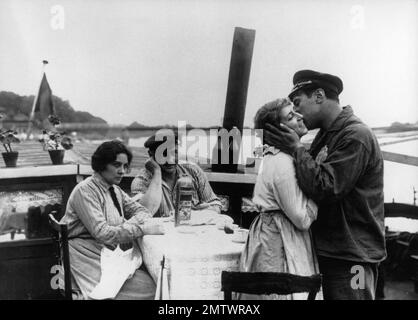 L'Hirondelle et la Mésange lo Swallow e il titmouse anno : 1920 Francia Direttore : André Antoine Maylianes, Louis Ravet, Maguy Deliac, Pierre Alcover Foto Stock