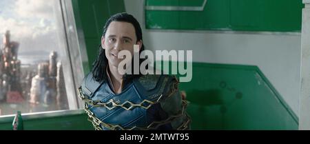 Thor: Ragnarok anno : 2017 USA regista : Taika Waititi Tom Hiddleston Foto Stock
