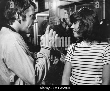 Anno del cluto : 1971 Direttorio degli Stati Uniti : Alan J. Pakula Donald Sutherland, Jane fonda Foto Stock