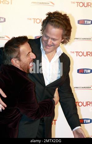 Christian De Sica e Florian Henckel von Donnersmarck alla prima di 'The Tourist' a Roma. 12/15/10. Foto Stock